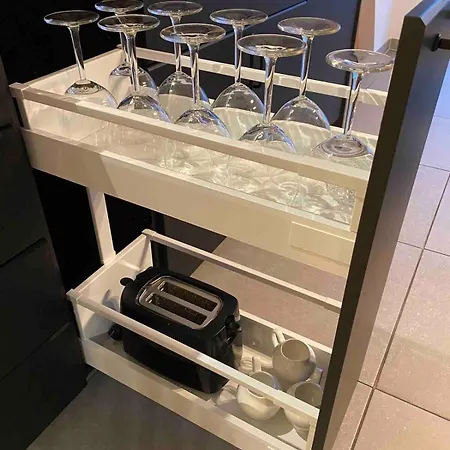 Luxury Penthouse Jacuzzi, Pool Table, Bbq & Desks * 柏林