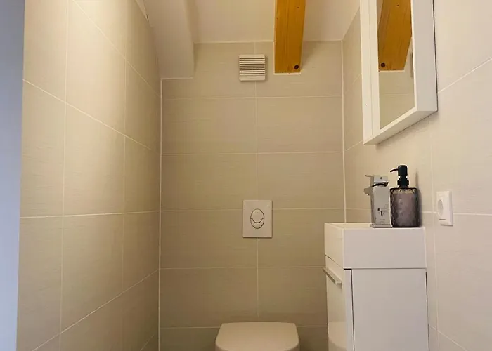 Luxury Penthouse Jacuzzi, Pool Table, Bbq & Desks Hotel Berlín