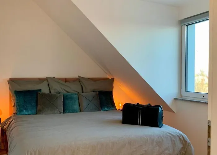 Luxury Penthouse Jacuzzi, Pool Table, Bbq & Desks * Berlín