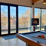 Luxury Penthouse Jacuzzi, Pool Table, Bbq & Desks Szálloda *