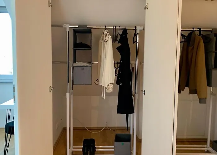 Luxury Penthouse Jacuzzi, Pool Table, Bbq & Desks 酒店 *